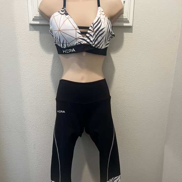 Hera Hero 2pc Women's workout Leggings & top in White /Black. NWT - Picture 1 of 15